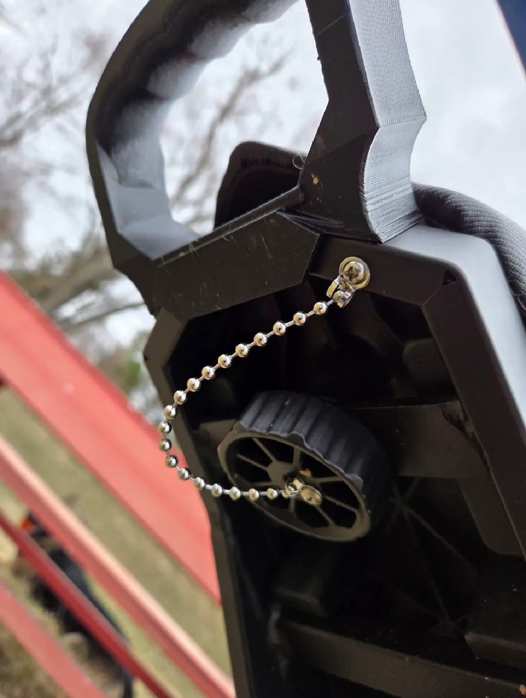 Tuttio rear handle